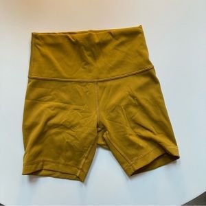 Lululemon Wunder Train High Rise Short 6" - Gold Spice
